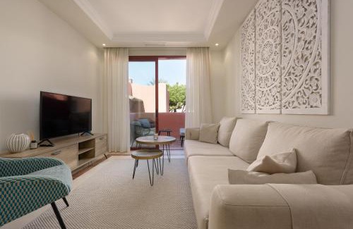 Nikki Beach Apartamento | Jardines de Don Carlos Marbella