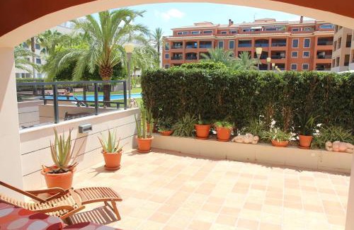 Denia Apartamento | Jardines de las Marinas - Apartamento en Denia - Terraza privada, piscinas, jaccuzi, padel y playa cerca