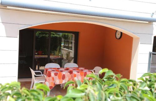 Denia Apartamento | Jardines de las Marinas - Apartamento en Denia - Terraza privada, piscinas, jaccuzi, padel y playa cerca
