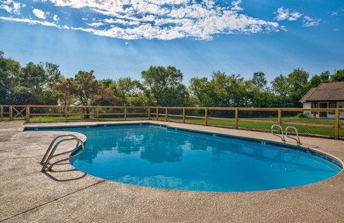 Ramona Cabina | Jarrett Farm Resort - Suite 9