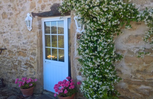 Coimbra Cabaña | Jasmin House - Cottage