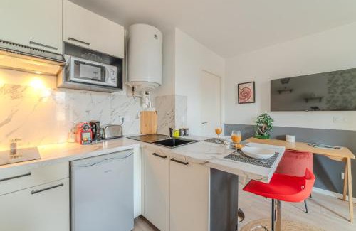 Roanne Apartamento | Jasmin Roanne centre-ville - Parking & Clim