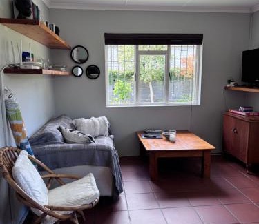 Eastcliff Apartamento | Jasmine Cottage - Cool cottage, hot location
