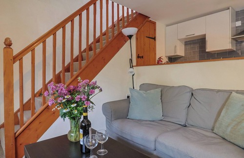 South Perrott Cabaña | JASMINE COTTAGE, pet friendly, character holiday cottage in Mosterton