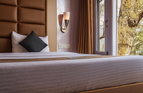 Dalhousie Hotel | Jasmine Hotel Mall Road Dalhousie