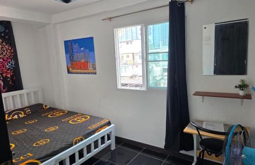 Chom Phon Casa | Jatujak Bangkok guesthouse R 03-06