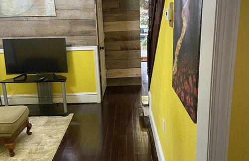 Scranton Casa | Jaunt Luxury house