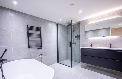 Delfshaven Apartamento | Jaw-dropping 3 Bedroom Apartment 117m2 -NB304J-