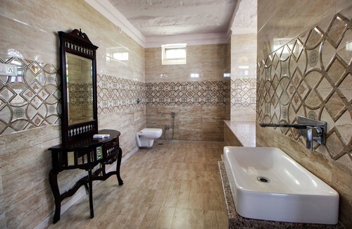 Bali Hotel | JAWAI CASTLE RESORT - A Heritage Hotel in Jawai Leopard Reserve