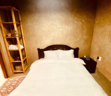 Nizwa Casa | Jawharat Alaqar Inn نزل جوهرة العقر
