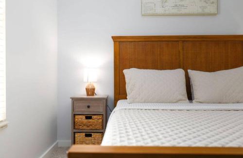 Jacksonville Beach Casa | Jax Beach Getaway 5 Minute Walk to the Waves