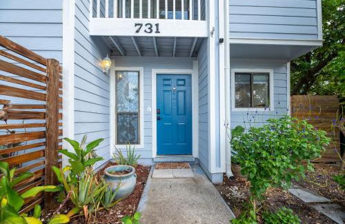 Jacksonville Beach Casa | Jax Vacations 1/2 Mile to Beach, 2 bedroom townhome pet friendly