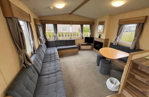 Great Yarmouth Complejo | Jay 28, California Cliffs, Parkdean, Sleeps Eight, Free Wi-Fi, Pet Friendly, Bed Linen and Towels Included