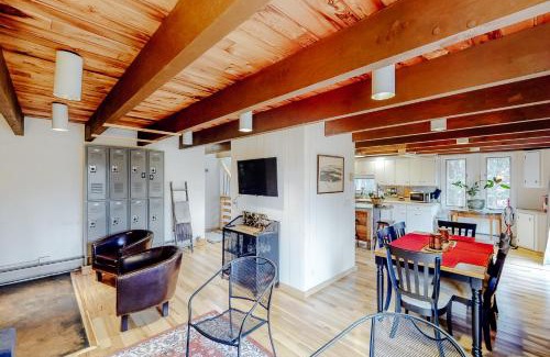 North Troy Casa | Jay Chalet