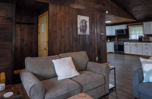 North Troy Casa | This house is a 3 bedroom(s), 1 bathrooms, located in Jay, VT.