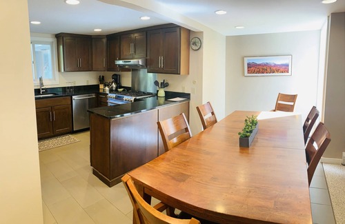 North Troy Casa | Jay Peak 3 Bedroom Trailside Condo directly on the mountain. Walk to water park