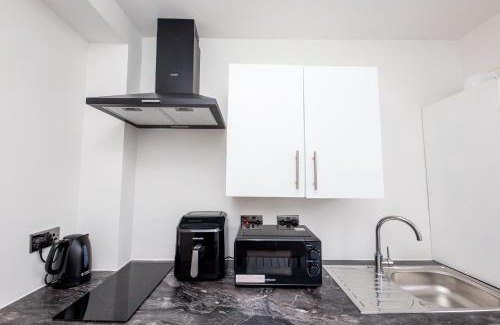 Basildon Casa | Jayjay Guest House