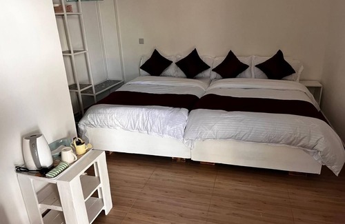Naivasha Hotel | Jazby Guest House Naivasha