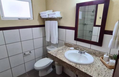 Potrero Apartamento | Jazmin Del Sol steps away from Playa Potrero !