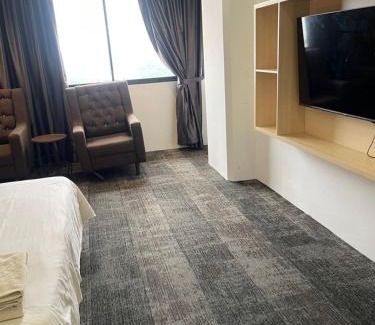 Central District Hotel | JB Central Hotel