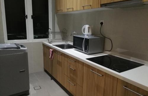 Taman Century Apartamento | JB City Shopping Mall Apartment