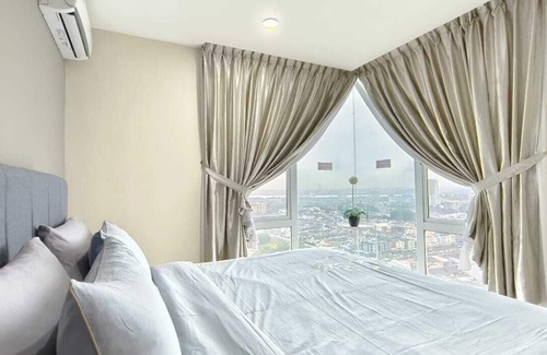 Taman Abad Hotel | JB City Shopping Mall Apartment