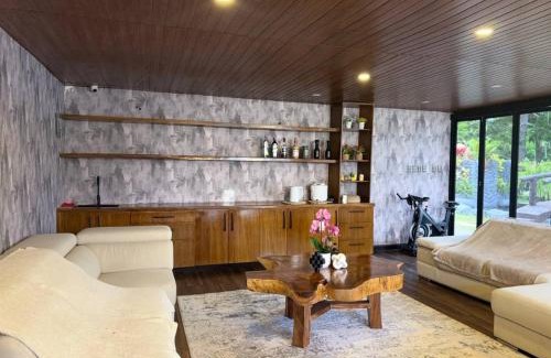 Alfonso Complejo | JB's Farm and Resort