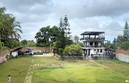 Alfonso Complejo | JB's Farm and Resort