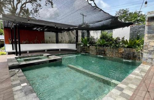 Alfonso Casa | JBs Nature Escape Serene Farm and Resort
