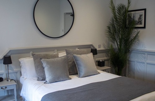 Harleston Hotel | JD Young Hotel