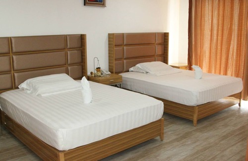 Puerto Princesa City Centre Hotel | Jeamco Royal Hotel - Palawan