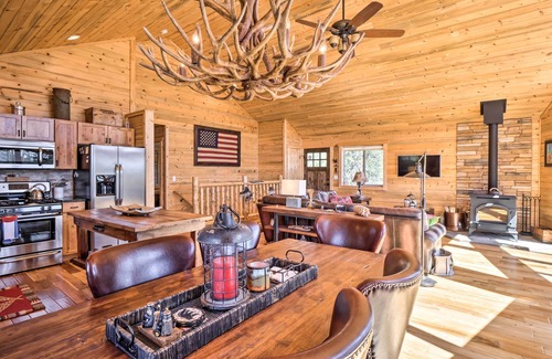 Indian Mountain Casa | Jefferson Cabin w/ Fire Pit: Near Hiking Trails!