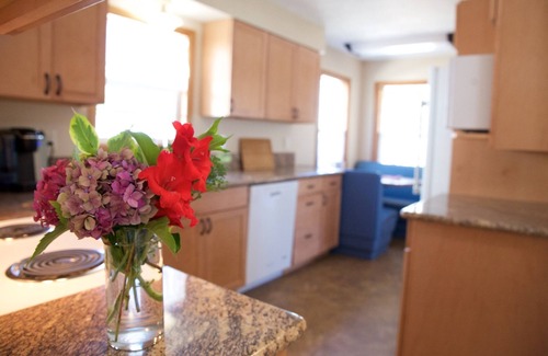 Northeast Neighbors Casa | Jefferson Garden Cottage