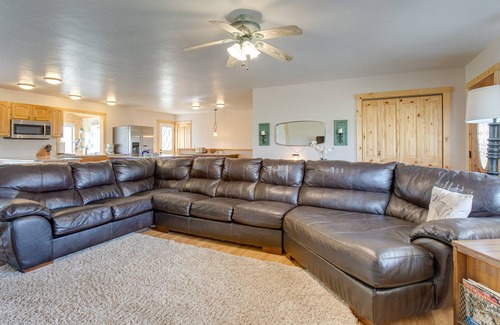 Jefferson Casa | Jefferson Home w/ Mountain Views: Near Ski Slopes!