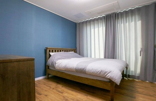 Downtown Casa | Jeju Castle Blackstone Pension