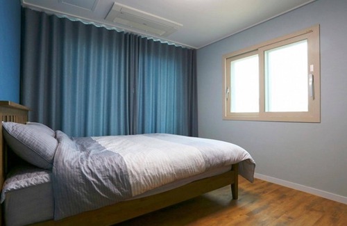Downtown Casa | Jeju Castle Blackstone Pension