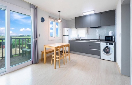 Hallim Casa | Jeju Gosanirang Pension