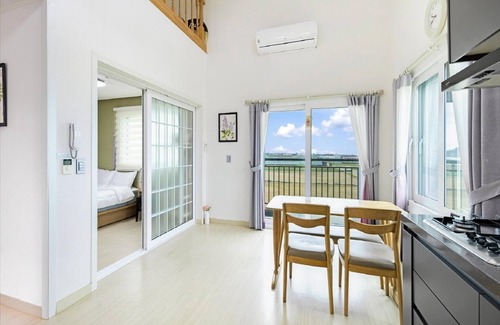 Hallim Casa | Jeju Gosanirang Pension