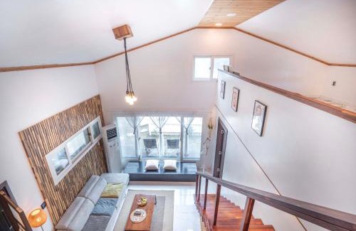 Hallim Casa | Jeju Love Stay Yellow