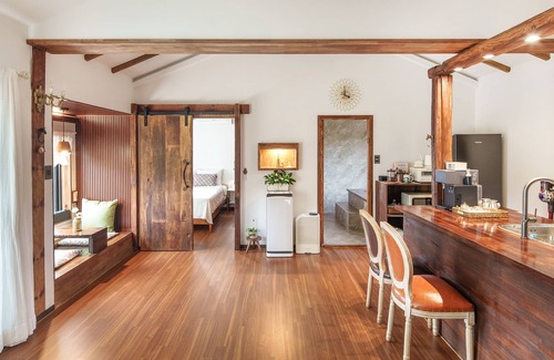 Andeok Casa | Jeju Proud Jacuzzi Dokche Pension
