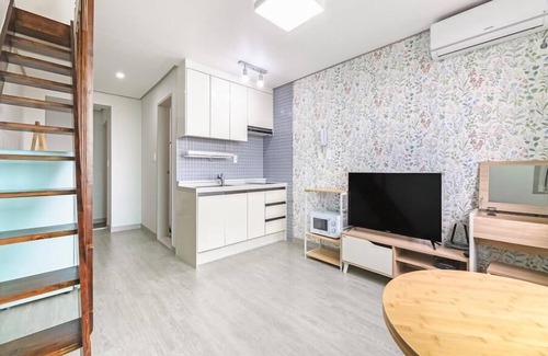 Downtown Casa | Jeju Stay Dalggum Pension