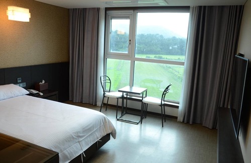 Seongsan Hotel | Jeju Stay in Seongsan Hotel
