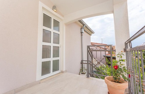 Krizna luka Apartamento | Jela Apartment