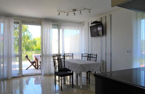 Balatonszarszo Apartamento | Jenna Apartments - Sindy