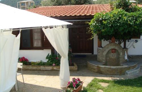 Vourvourou Apartamento | Jenny's Garden