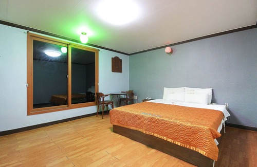 Jeonju Hotel | Jeonju Geumamdong Tomato