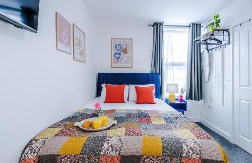 Leamington Spa Apartamento | Jephsons Lodge Studio 6 - Town Centre Gem, Parking, WiFi & Free Netflix