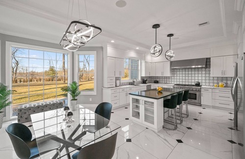 Jericho Casa | Jericho Mansion is a luxurious vacation home