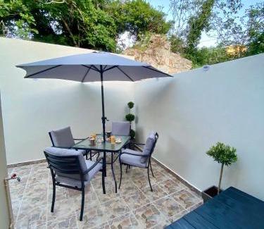 Frourion Casa | Jerrys House