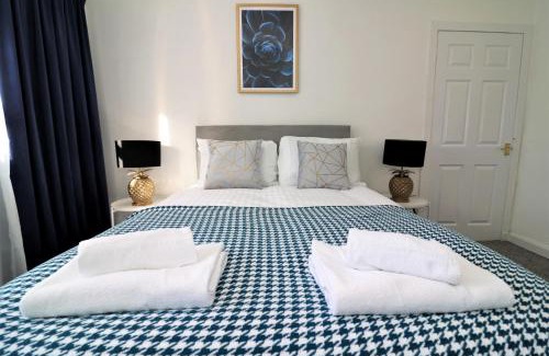 Renfrew Casa | Jess View